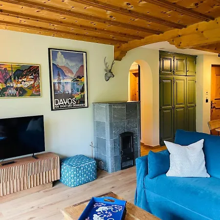 Chesa Val Appartement *