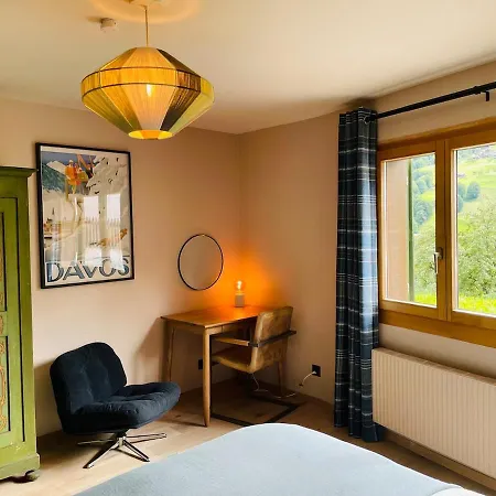 Chesa Val * Saas im Prattigau