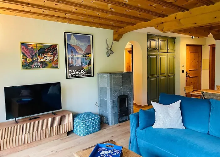 Chesa Val Apartment *