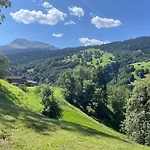 Chesa Val Апартаменты *