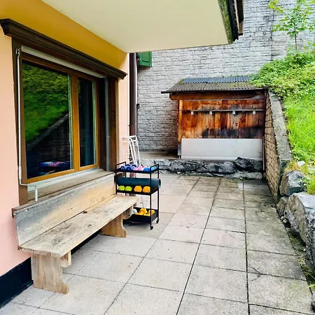 Chesa Val アパート Saas im Prattigau